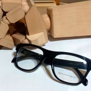Alexander mcqueen black glasses